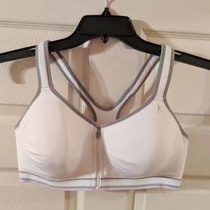 Danskin Now Zip Sports Bra 38C